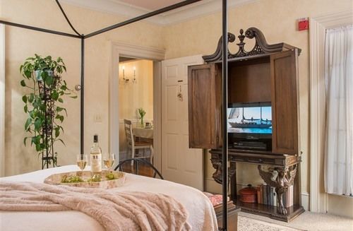Bed & Breakfast Captain Farris House