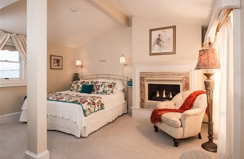 Captain Farris House 4*